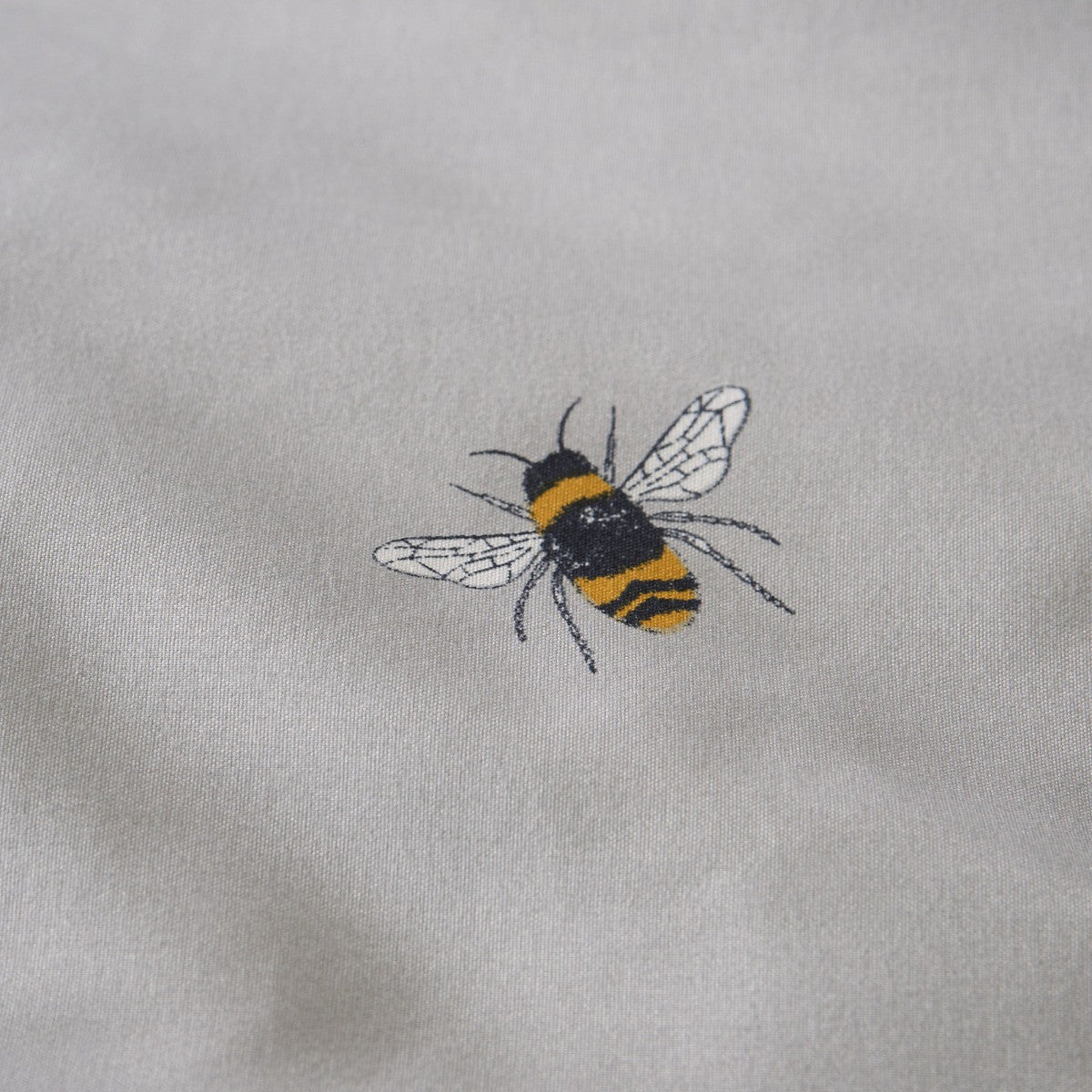 Bee Print Reversible Gingham Duvet Cover Set 🐝🇬🇧