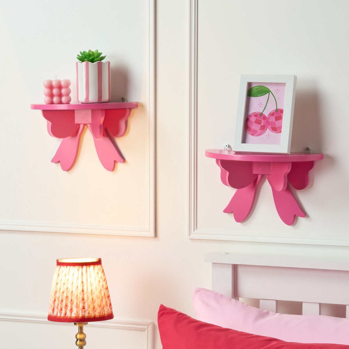 Bow Shelves - 2 Pack 🇬🇧