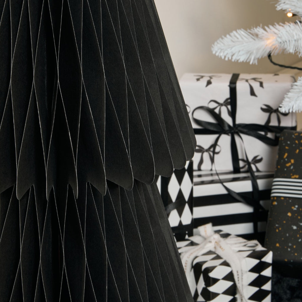 Standing Paper Tree - Black 🇬🇧