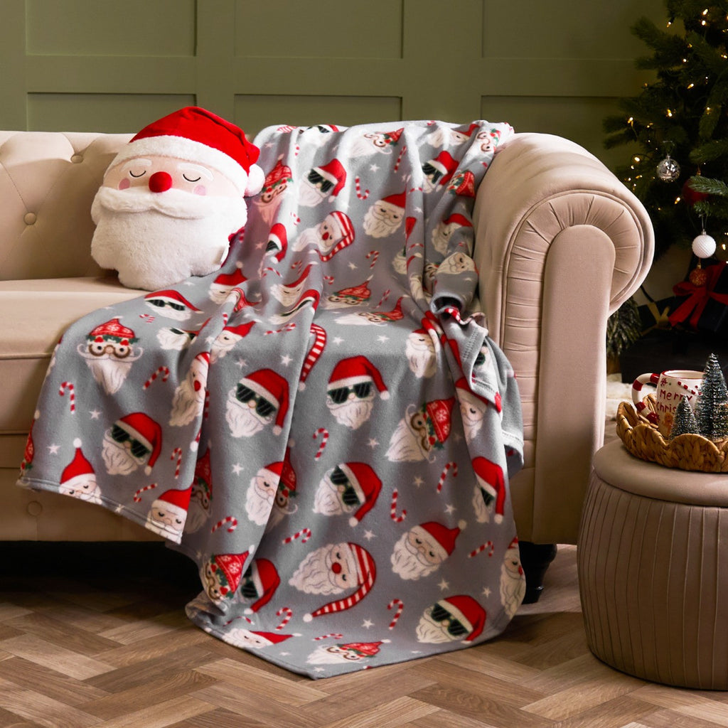 Fun Santa Fleece Throw - Grey 🇬🇧