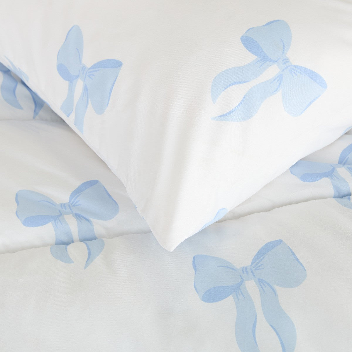 Bow Print Coverless 10.5 Tog Duvet Set - Blue 🇬🇧
