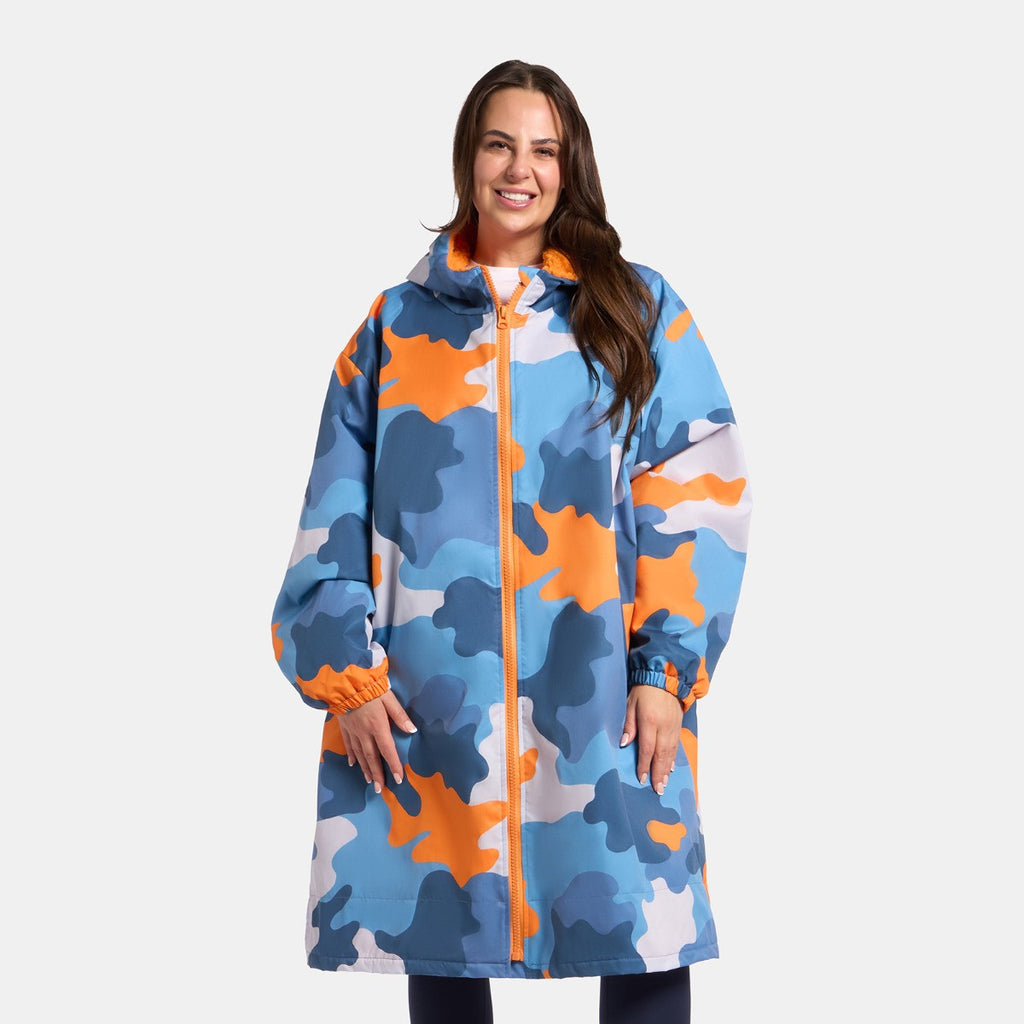 Adults Water Resistant Camo Sherpa Drying Robe - Blue/Orange 🇬🇧