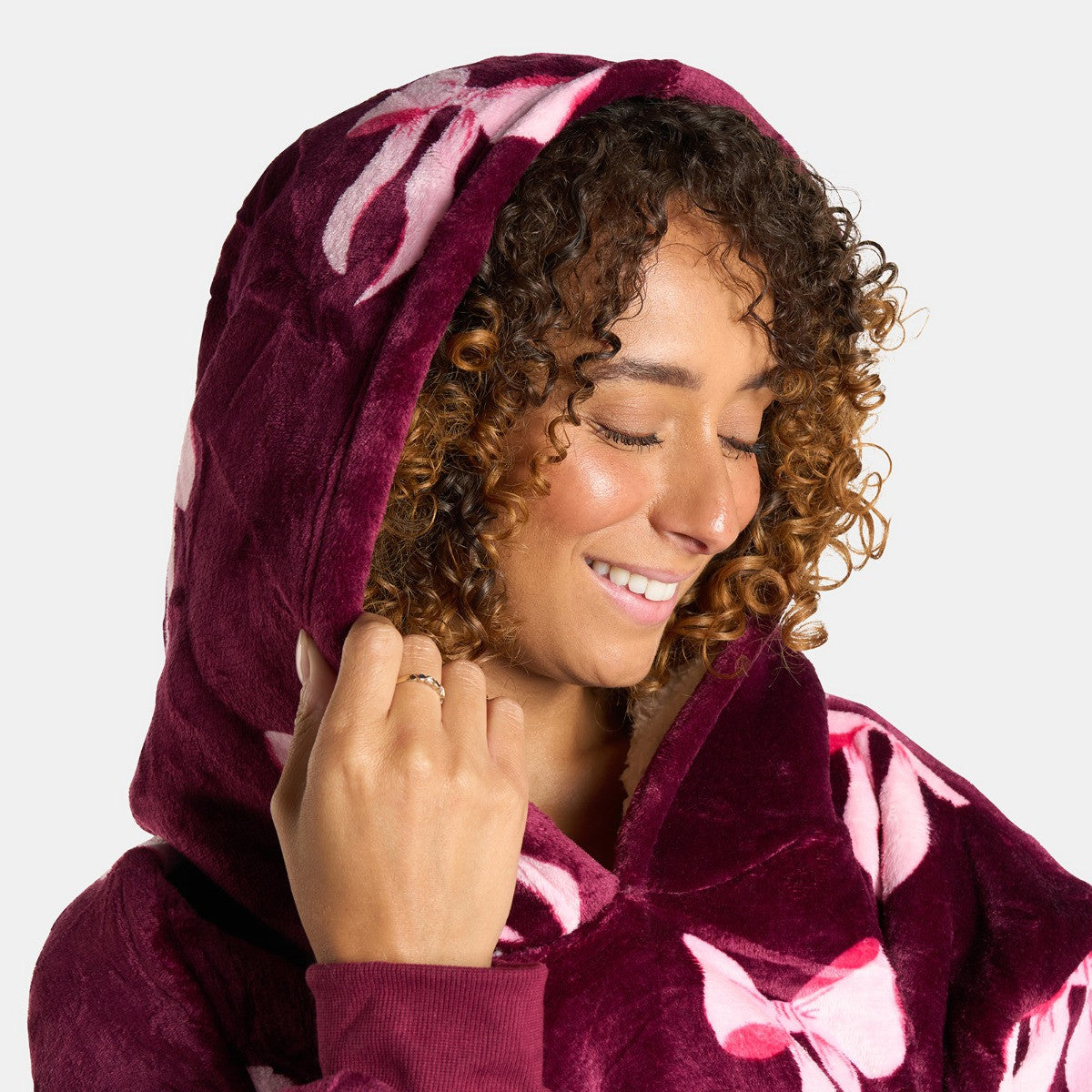 Adults Bow Print Hoodie Blanket 🇬🇧