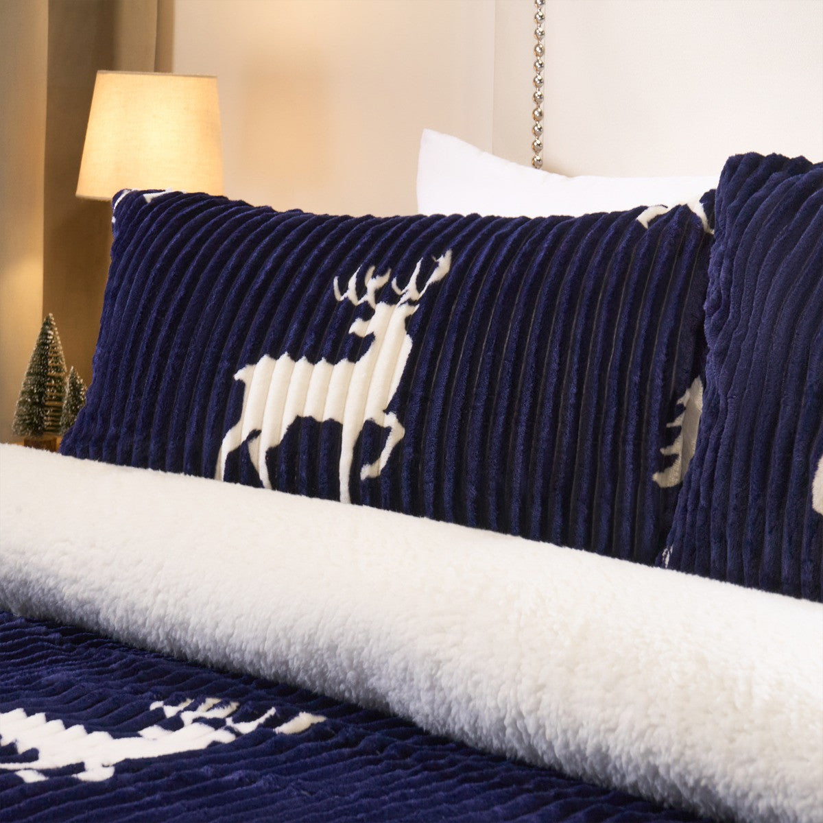 Cosy Stag Ribbed Fleece Duvet Set - Navy 🇬🇧