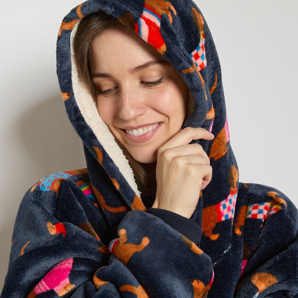 Sausage Dog Print Hoodie Blanket - Navy 🇬🇧