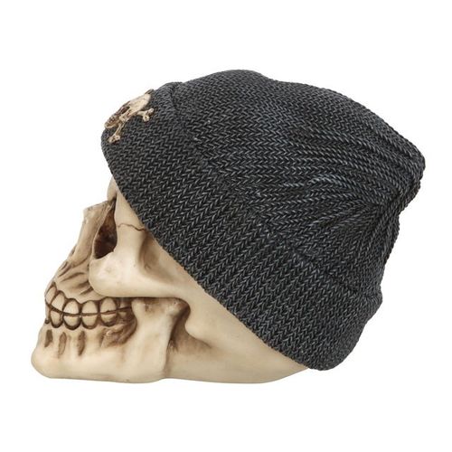 Skull Ornament with Beanie 🇬🇧