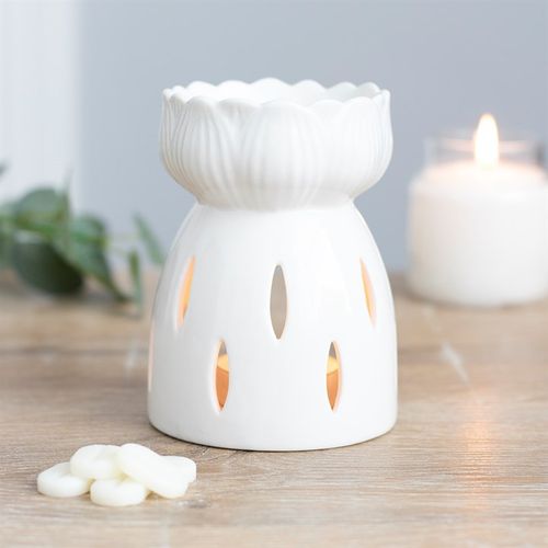 White Gloss Lotus Flower Oil Burner 🇬🇧