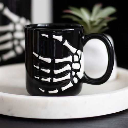Skeleton Hand Mug 🇬🇧